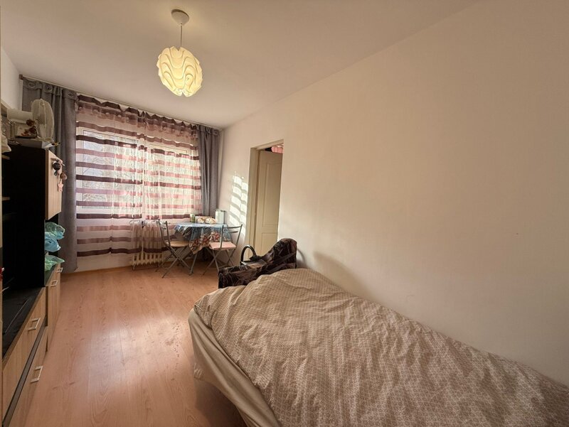 Sagului, apartament 2 camere, 33 mp utili.